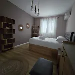 Charming Escape Apartment *