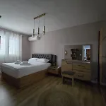 Charming Escape Apartment *