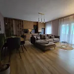 Charming Escape Apartment *