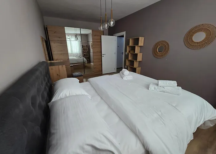 Charming Escape Apartment *